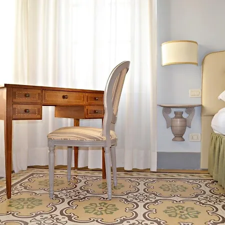 Hotel Marta Lucca